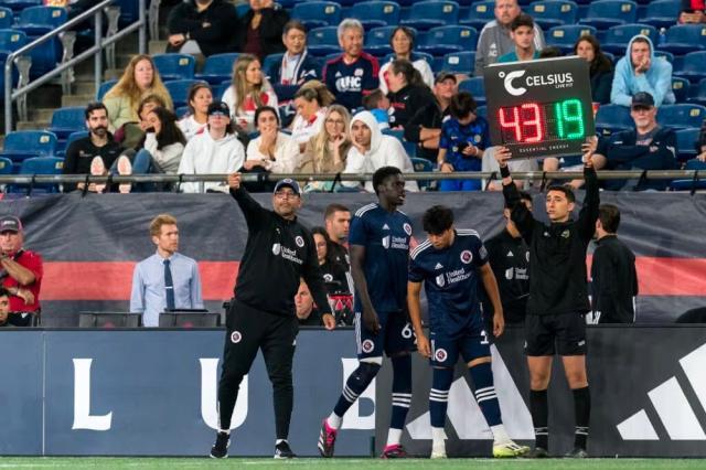 Leyu Sports-MLS实施新规：诈伤和换人拖时间将成为过去？