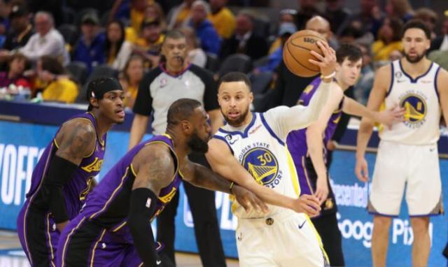 【观察】勇士如何打崩湖人？你永远可以相信死亡五小