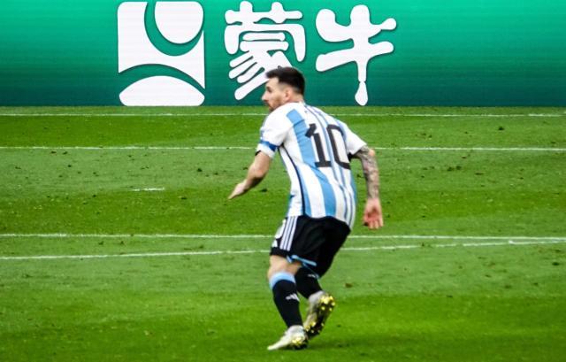 乐鱼体育在线-梁熙明：绝境阿根廷冲出峡谷，梅西步履沉重依旧