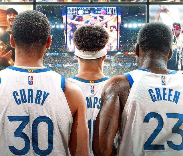 乐鱼体育APP下载地址-以逸待劳恭候多时！主场+体能让勇士占据先手